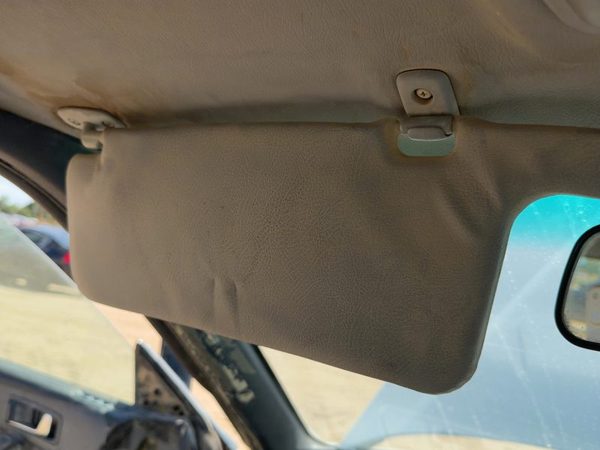 1994 Subaru Legacy RHD Driver Left Sun Visor Oem — photo 4