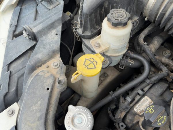 11-16 Town & Country Windshield Washer Fluid Reservoir With Pump Oem Wiper Tank — photo 3