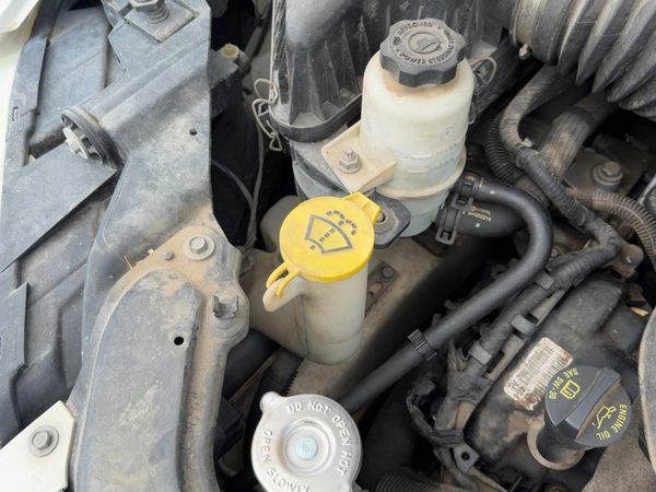 11-16 Town & Country Windshield Washer Fluid Reservoir With Pump Oem Wiper Tank — photo 4