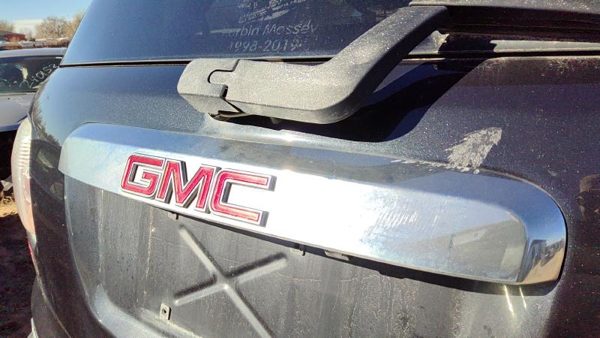 2007-2012 Gmc Acadia License Plate Trim Surround Panel Oem Tail Trunk Finish — photo 2