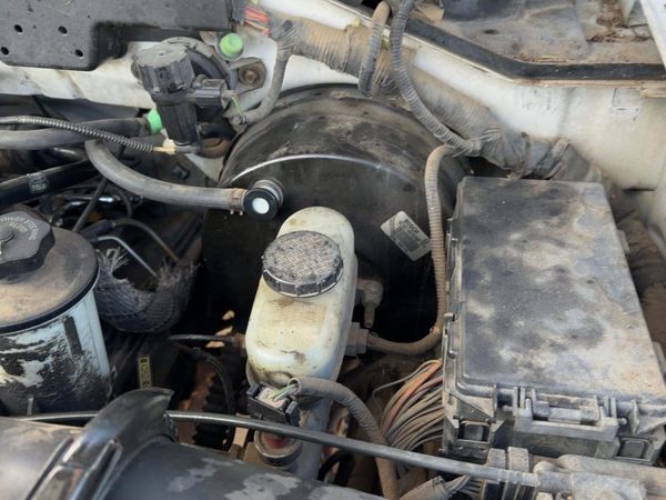 1997-1999 Ford F150 Power Brake Booster With Master Cylinder Pair Set Oem 4X4 — photo 1