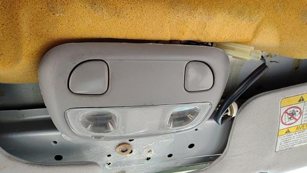 2002-2004 Subaru Legacy Center Overhead Console Dome Light Map Lamp Cubby Gray — photo 1