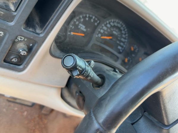 2003 Chevrolet Suburban 1500 Steering Wheel Tan 52D — photo 7