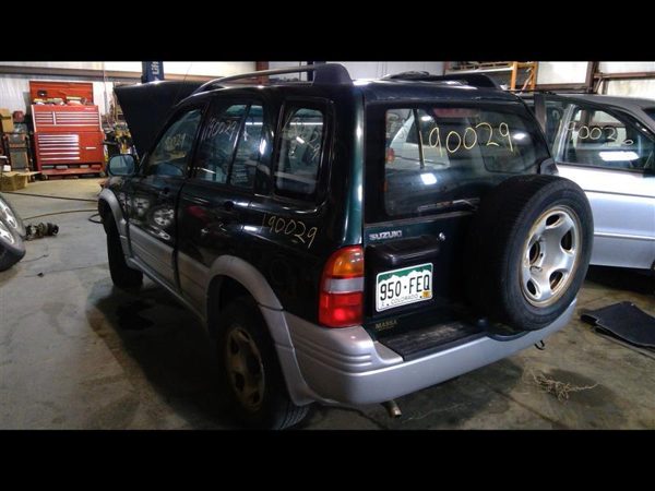 1999 Suzuki Grand — vehicle photo 6