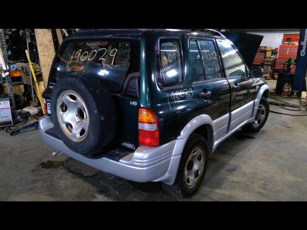 1999 Suzuki Grand — vehicle photo 7