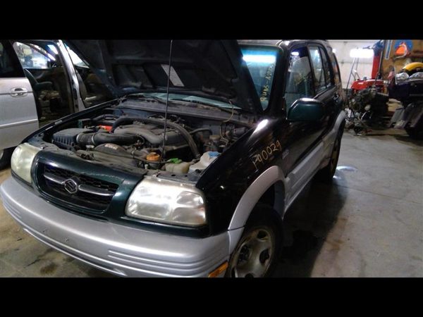 1999 Suzuki Grand — vehicle photo 3