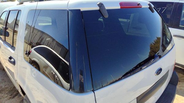 02-05 Ford Explorer Driver Left Rear Corner Trim Liftgate Mounted Moulding Oem — photo 1