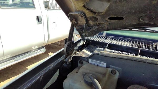 1999 Chevy Suburban Passenger Right Hood Hinge Assembly Oem Pewter 11L — photo 6