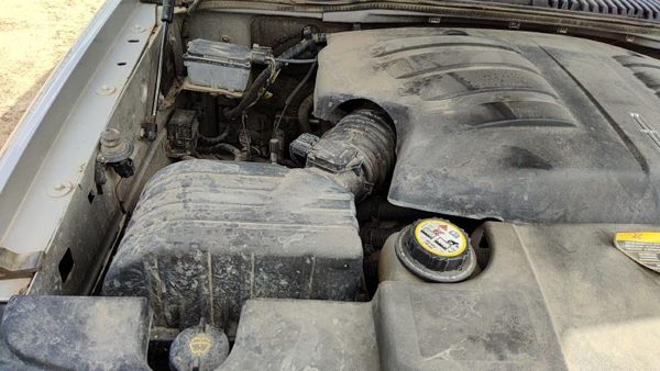 03-05 Lincoln Aviator Complete Air Intake Filter Box Housing With Tube Oem 4.6L — photo 1
