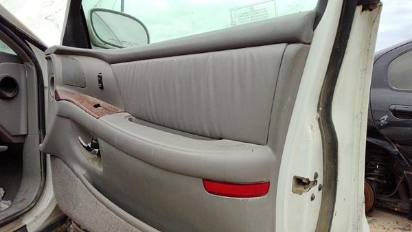 1997-05 Buick Park Ave Passenger Right Front Door Trim Panel With Switches Gray — photo 4