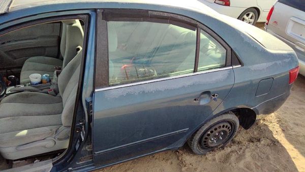 2006 Hyundai Sonata Rear Door LH Blue 770030A000 — photo 1