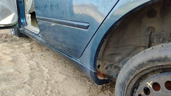 2006 Hyundai Sonata Rear Door LH Blue 770030A000 — photo 6