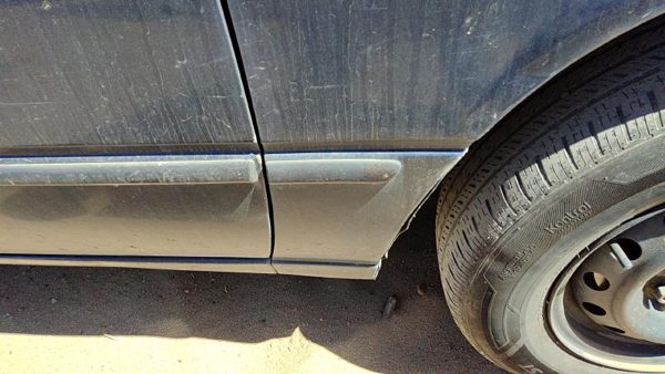 97-99 Toyota Camry Passenger Right Moulding From Fender Oem Trim Strip Blue 8L3 — photo 1
