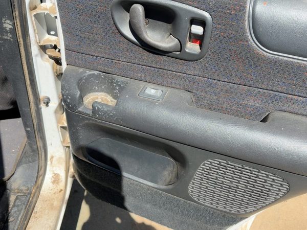 98-03 S10 Blazer Passenger Rear Door Trim Panel With Switches Back Graphite 12H — photo 7