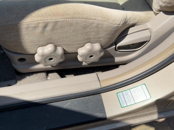 2001-2006 Hyundai Elantra Driver Left Side Seat Trim Panel Oem Gray Ze — photo 3