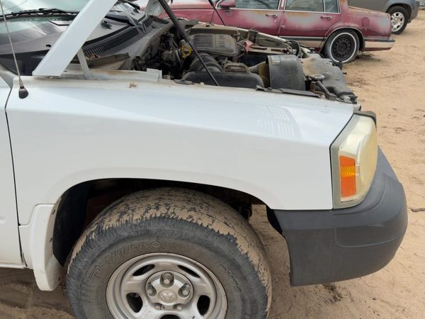 2005-2007 Dodge Dakota Passenger Right Front Fender Oem White Pw7 55359248Ad — photo 2