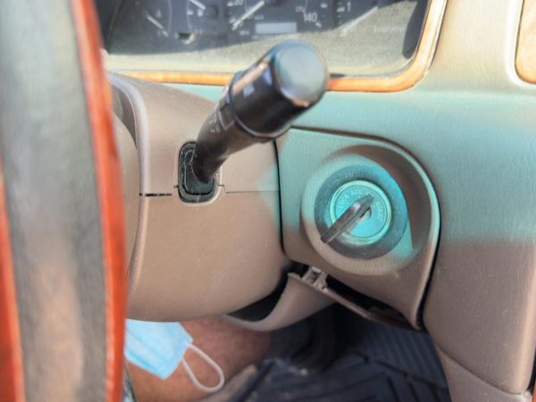 1997-2001 Toyota Camry Floor Shift Steering Column Assembly Oak FT4 OEM — photo 6