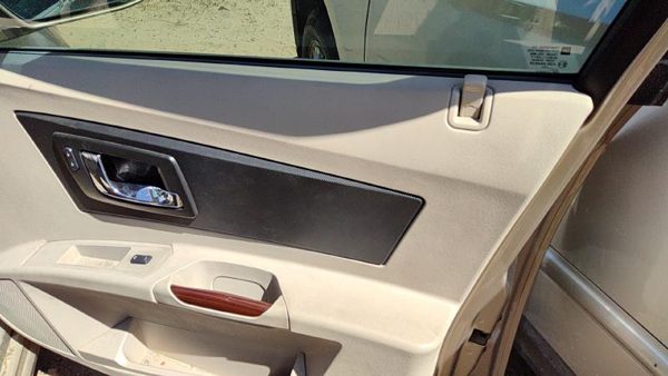 03-05 Cts Passenger Right Front Door Trim Panel With Switches Neutral 702 — photo 2