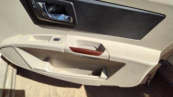 03-05 Cts Passenger Right Front Door Trim Panel With Switches Neutral 702 — photo 6