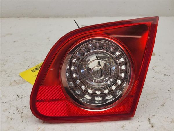 2006-2010 Vw Passat Passenger Right Tail Light Sedan Lid Mounted Brake Lamp Oem — photo 1