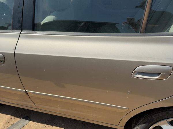 2002 Hyundai Elantra Rear Door LH Prime Beige Ko — photo 2