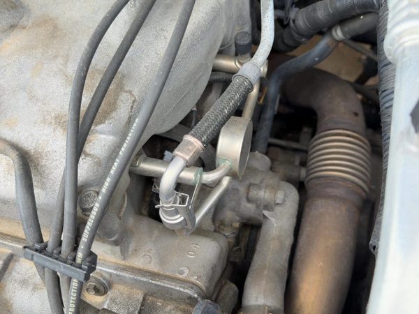 2005-2009 Chevy Equinox Complete Fuel Rail With Injectors Set Loaded Oem 3.4L — photo 2