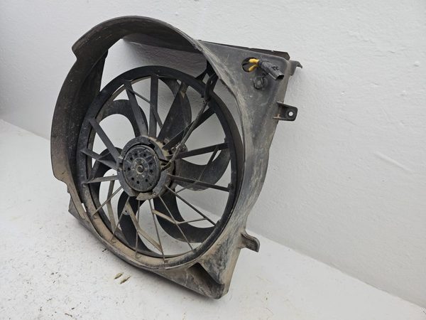 02-07 Liberty Complete Cooling Fan Blade Assembly With Clutch Oem 3.7L Mt 4X4 — photo 7