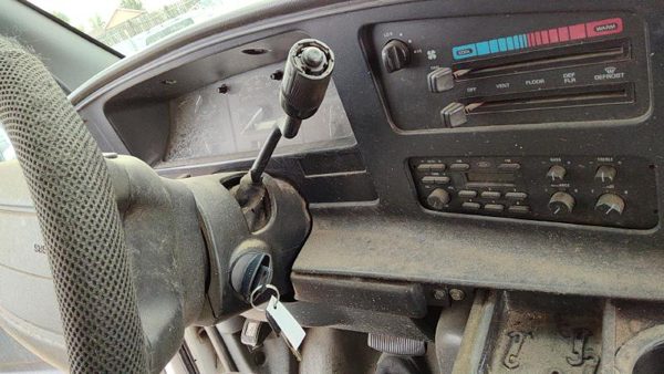 1992-1996 Ford Van E250 Steering Column Assembly Oem — photo 2