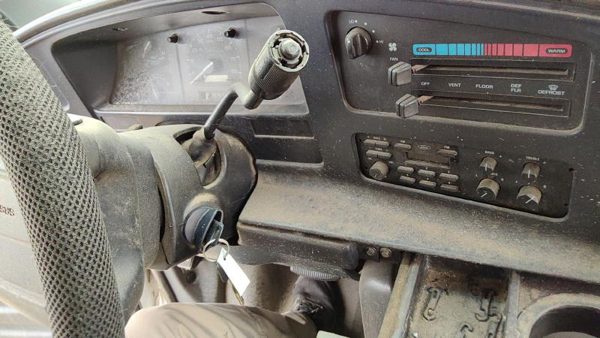 1992-1996 Ford Van E250 Steering Column Assembly Oem — photo 1