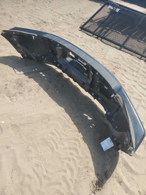 2019 Jeep Cherokee Front Bumper Assy. Nto New Take Off Painted W/o Fog Lamps; — photo 3