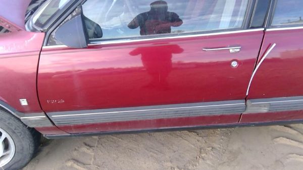 1990 Olds Eighty-eight 88 Front Door LH Red — photo 5