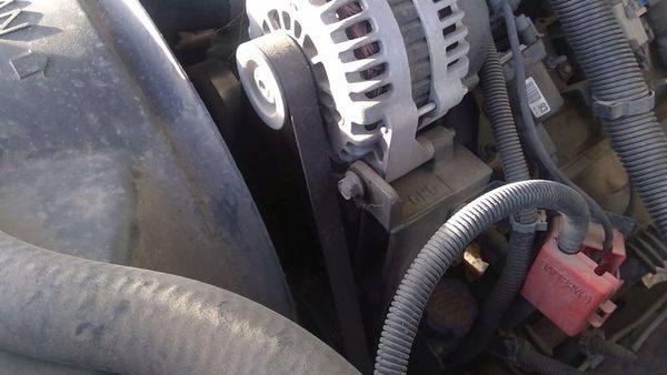 2000-2002 Chevy Tahoe Power Steering Bracket With Pump Oem — photo 8