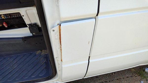 03-06 Dodge Sprinter Van 3500 Fuel Tank Door With Hinge Gas Lid Filler White P01 — photo 3
