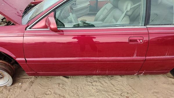 2001 Cadillac Eldorado Front Door LH Crimson Red 86U — photo 2