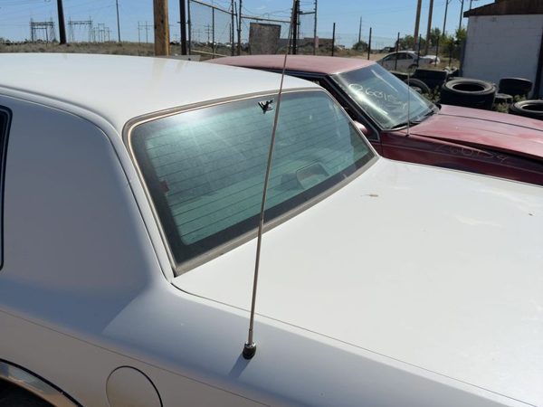 1990-1997 Lincoln Town Car Radio Antenna Mast Oem — photo 4
