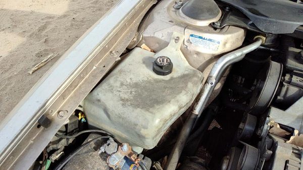 91-96 Buick Park Ave Coolant Reservoir Radiator Overflow Tank Bottle Oem — photo 3