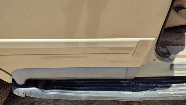 98 99 Navigator Passenger Right Rear Moulding From Door Back Trim Strip Gold Bi — photo 4