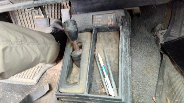 1993-1994 Chevy S10 Blazer Center Floor Console Trim Bezel Oem 4X4 Black — photo 4