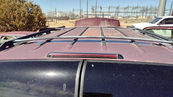 1992-1999 Gmc Yukon Third Brake Light Middle Lamp Oem — photo 2