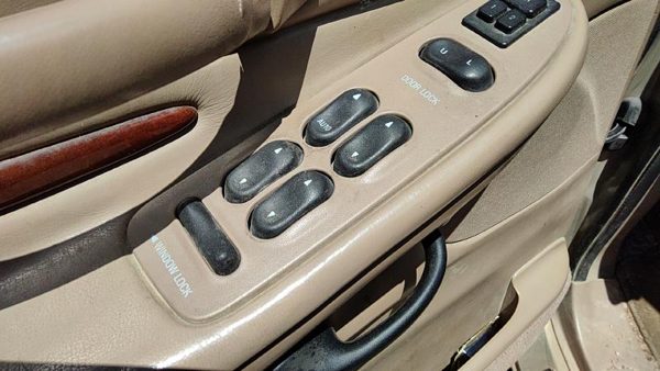 1998 Lincoln Navigator Driver Left Front Power Window Master Control Switch Oem — photo 4