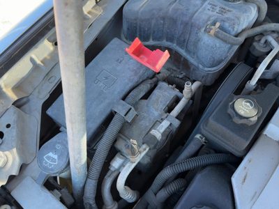2005 Cadillac Deville Engine Fuse Box 4.6L