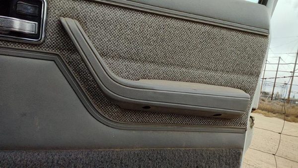1984-1996 Jeep Cherokee Passenger Right Front Door Trim Panel With Switches Gray — photo 7