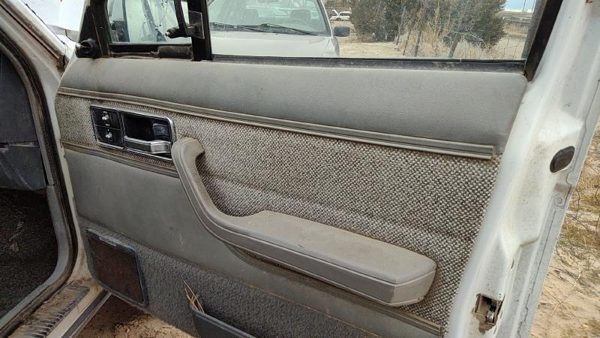1984-1996 Jeep Cherokee Passenger Right Front Door Trim Panel With Switches Gray — photo 3