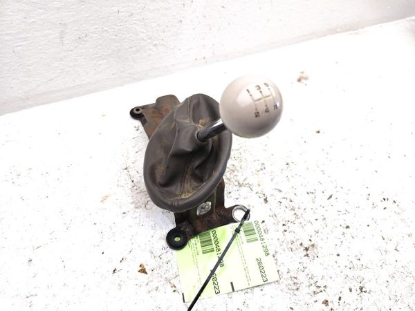 01-10 Pt Cruiser Floor Shifter Lever Assembly Manual Transmission Shift Unit — photo 8