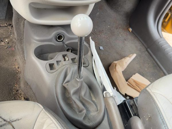 01-10 Pt Cruiser Floor Shifter Lever Assembly Manual Transmission Shift Unit — photo 5