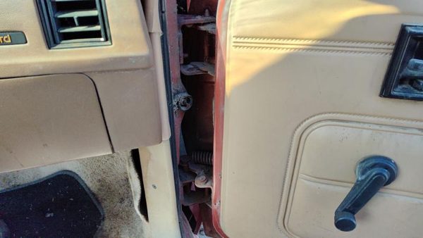 1985-1991 Pontiac Sunbird Passenger Right Upper Lower Door Hinge Pair Set Oem — photo 1