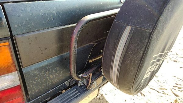 90-95 Pathfinder Nissan Pathfinder Spare Tire Carrier Mount Bracket Bracet Oem — photo 5