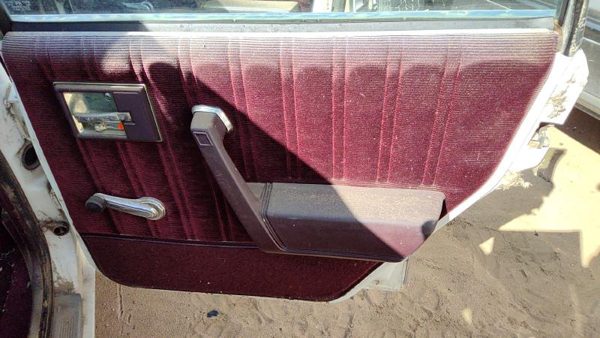 82-88 Olds Ciera Passenger Right Rear Door Trim Panel With Switches Back Red — photo 1