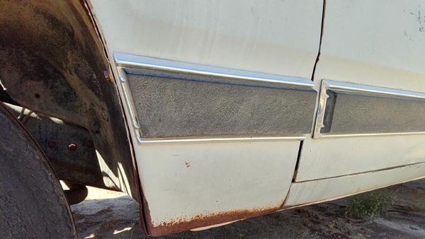 1981-1993 Dodge D350 Driver Left Moulding From Fender Oem Trim Strip — photo 4