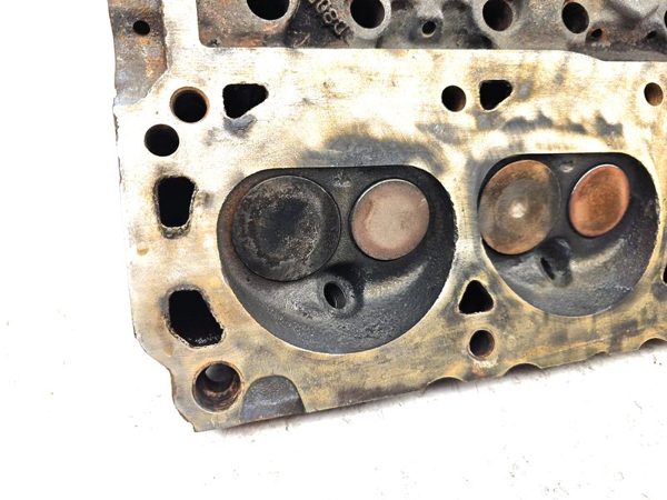 1978-1983 Ford F100 Cylinder Head 5.0L 302 V8 Oem D8Oe-Ab — photo 13